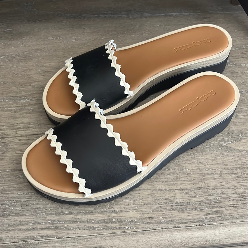 Brand new See by Chloe Robin leather sandals. Never worn! Still $230 @ Saks